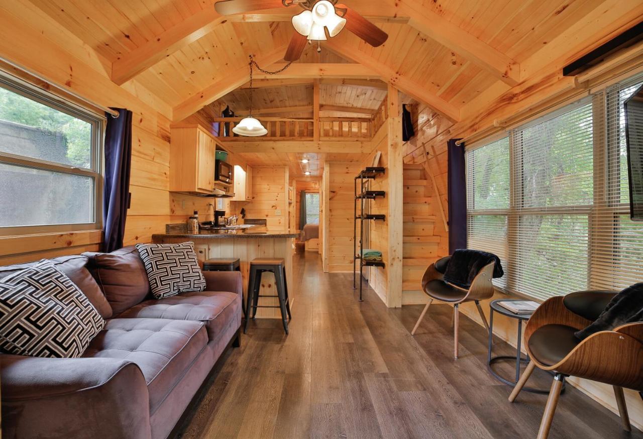 Thomas Cabin Forest Tiny Cabin With Hot Tub 查塔努加 外观 照片